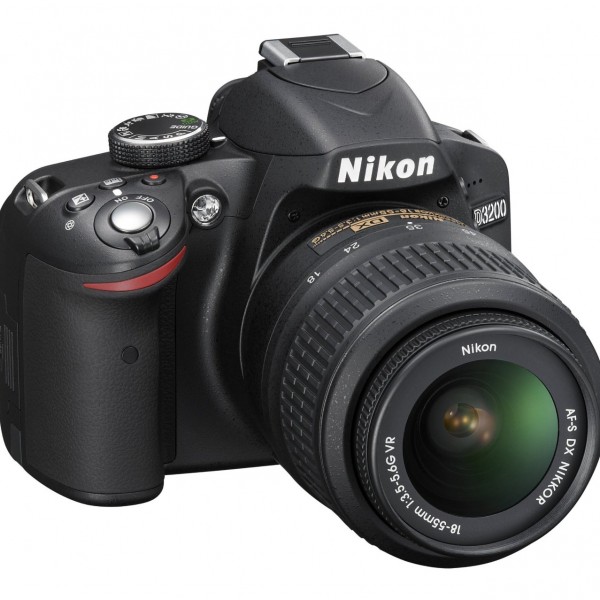 Nikon-D3200-DSLR-Camera-600x600